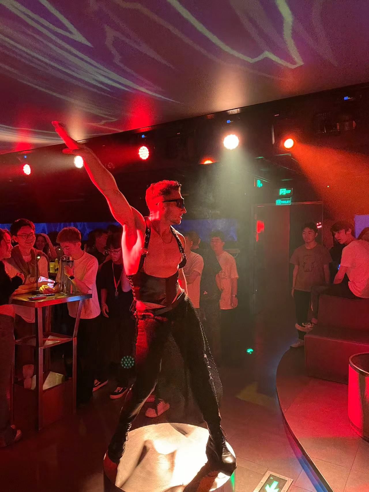 长沙商务ktv全新模式-浏阳市ktv预定